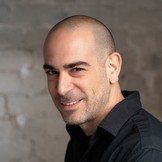 מר יונתן לאלו