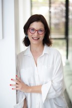 dana pereg
