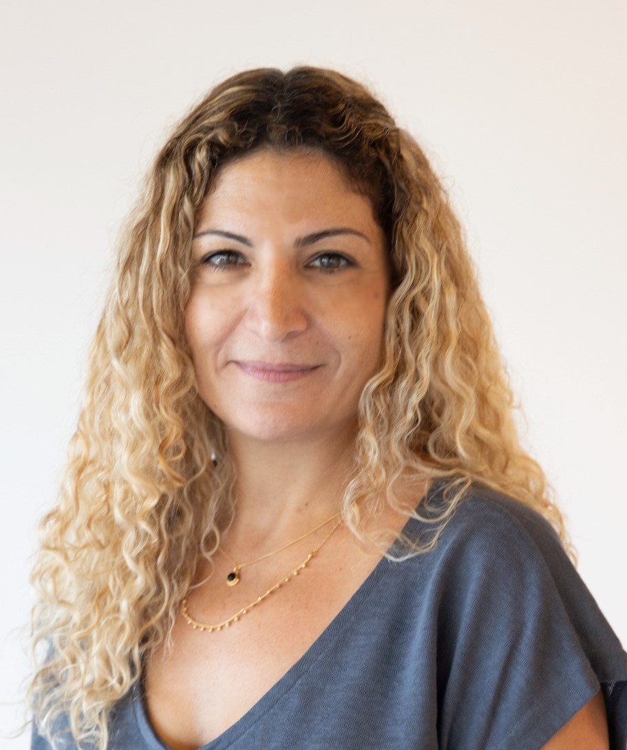 שלי עמית